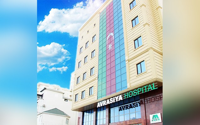  “Avrasiya Hospital”da lift qırıldı - Xəsarət alan var 