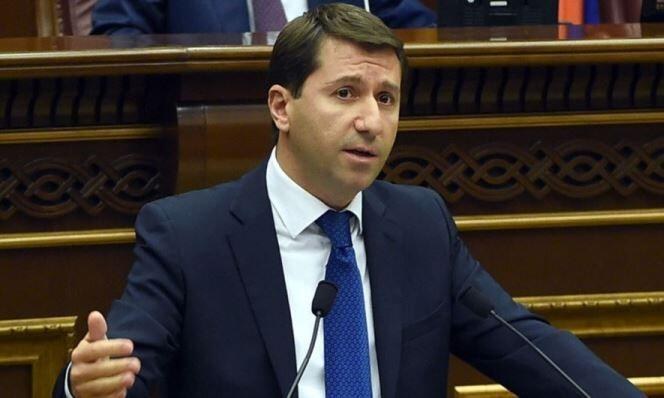  Ermənistan hökuməti dağılır: 6-cı yüksək vəzifəli şəxs istefa verdi 
