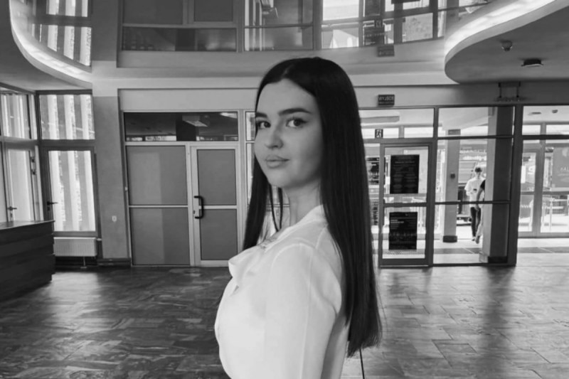  Gecə klubunda ölən 17 yaşlı qız bu müğənninin ÖVLADI İMİŞ - Əylənməyə getmişdi... + FOTO 
