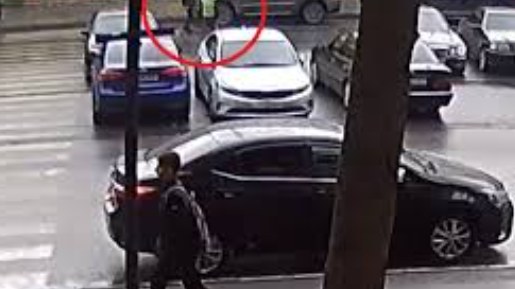  Bakıda evindən çıxan məşhur maşınına çatanda GÖRDÜYÜNDƏN ŞOKA DÜŞÜB + FOTO 