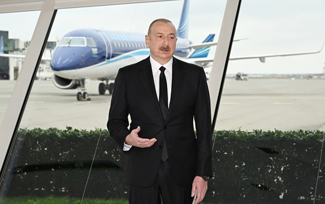  Prezident həlak olan ekipaj heyətinin ailə üzvləri və sağ qalan bələdçilərlə görüşdü  