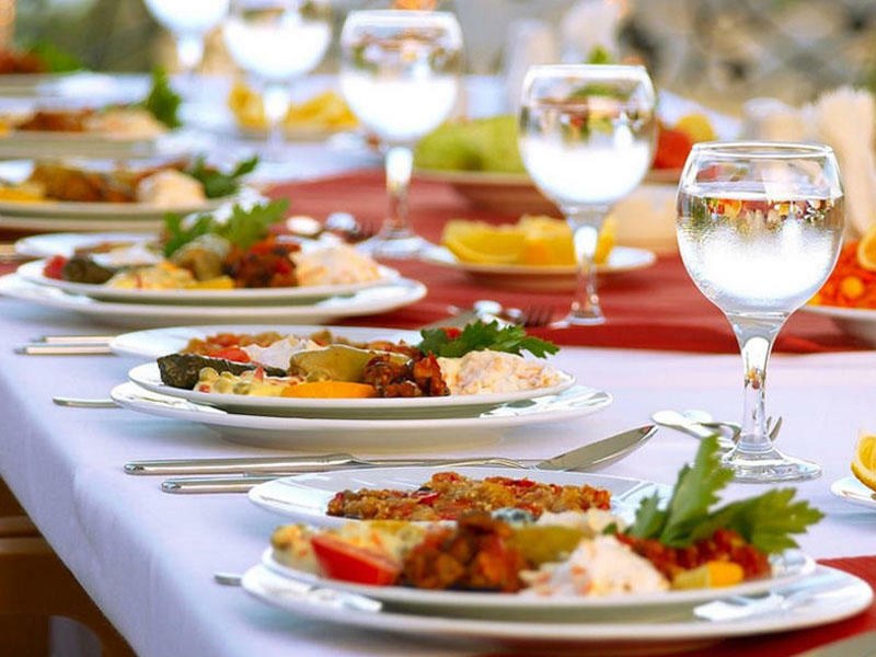  Bakıda kişi restoranda iftarını açarkən ÖLDÜ 